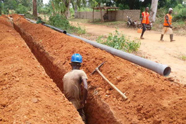 Travaux sur le réseau Aného