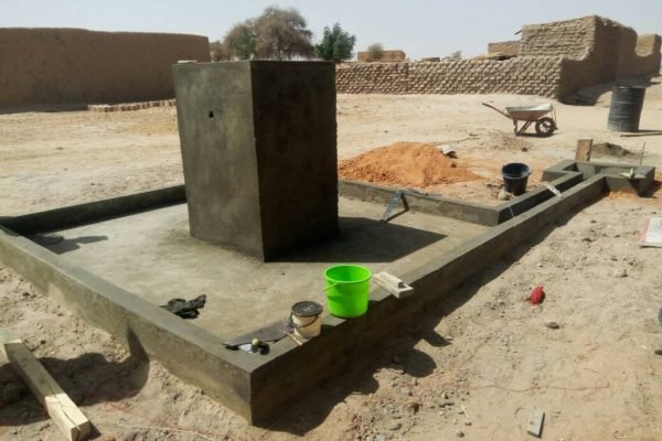 Plan d'action cantonal de Kanembakaché PACK : démarrage des travaux de 4 mini-AEP et 4 latrines